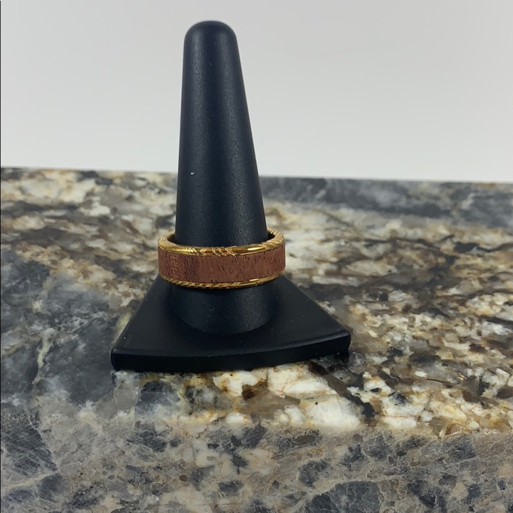 Men’s 8mm stainless steel gold tone wood inlay